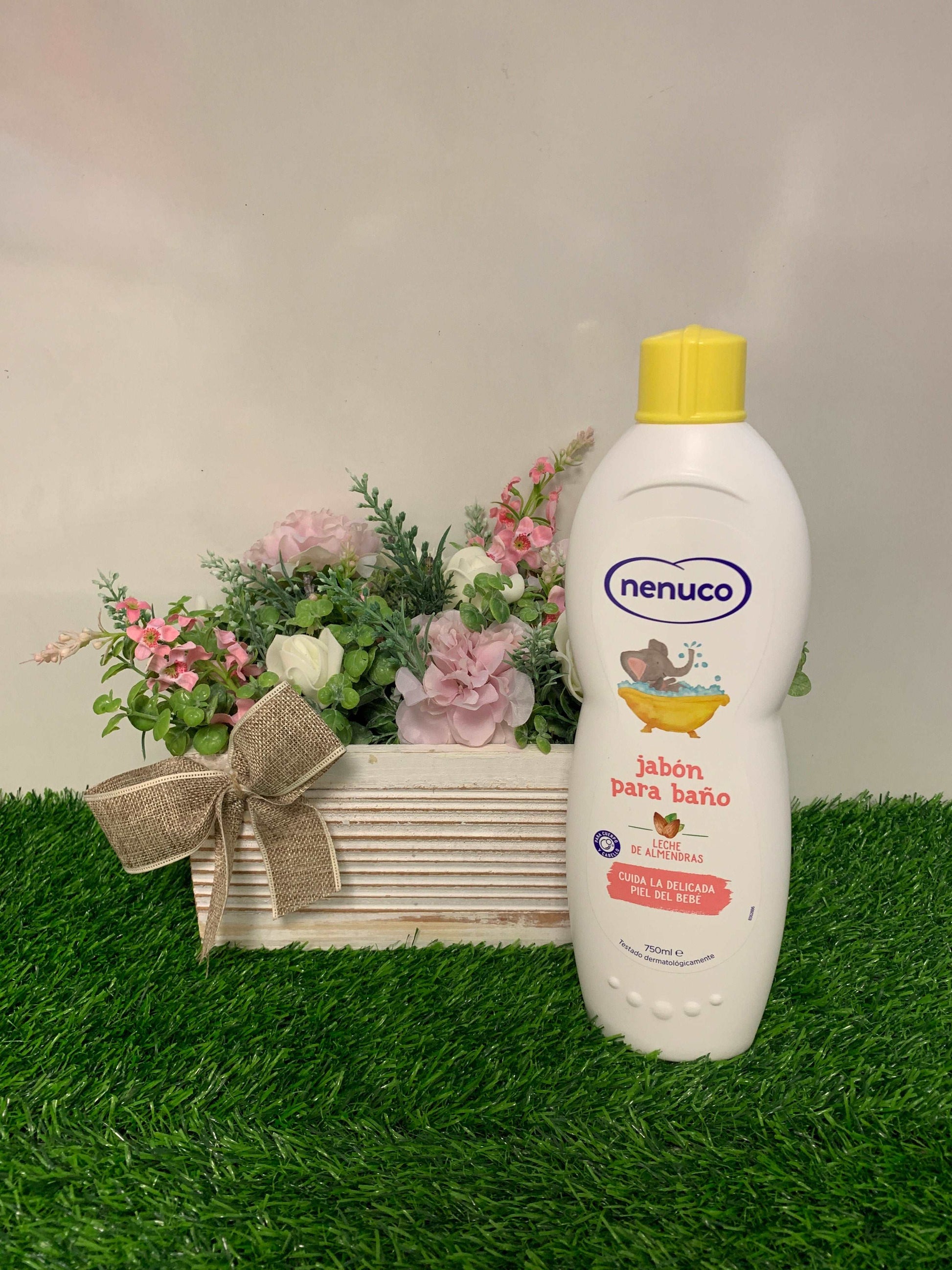 Nenuco Liquid Soap Almond Milk 750ml - costadelsouthport.com