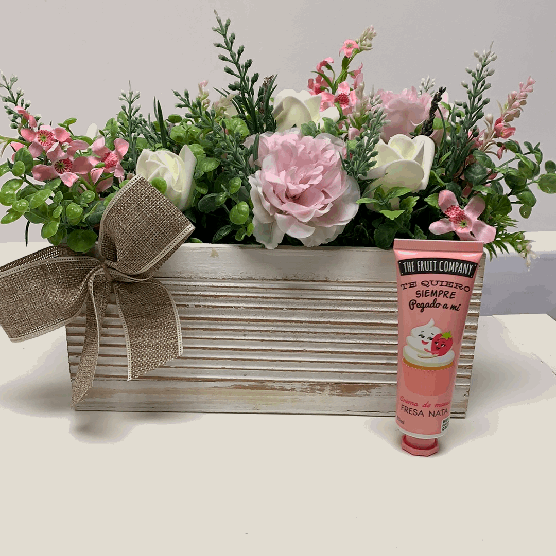 The Fruit Company Hand Cream - Strawberries and Cream - costadelsouthport.com